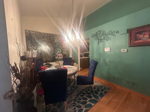 $309,999 | 532 East Devon Avenue, Roselle, IL 60172