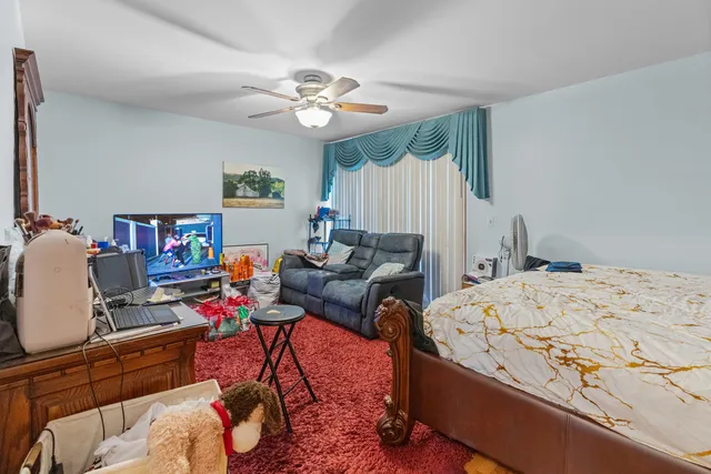 $309,999 | 532 East Devon Avenue, Roselle, IL 60172