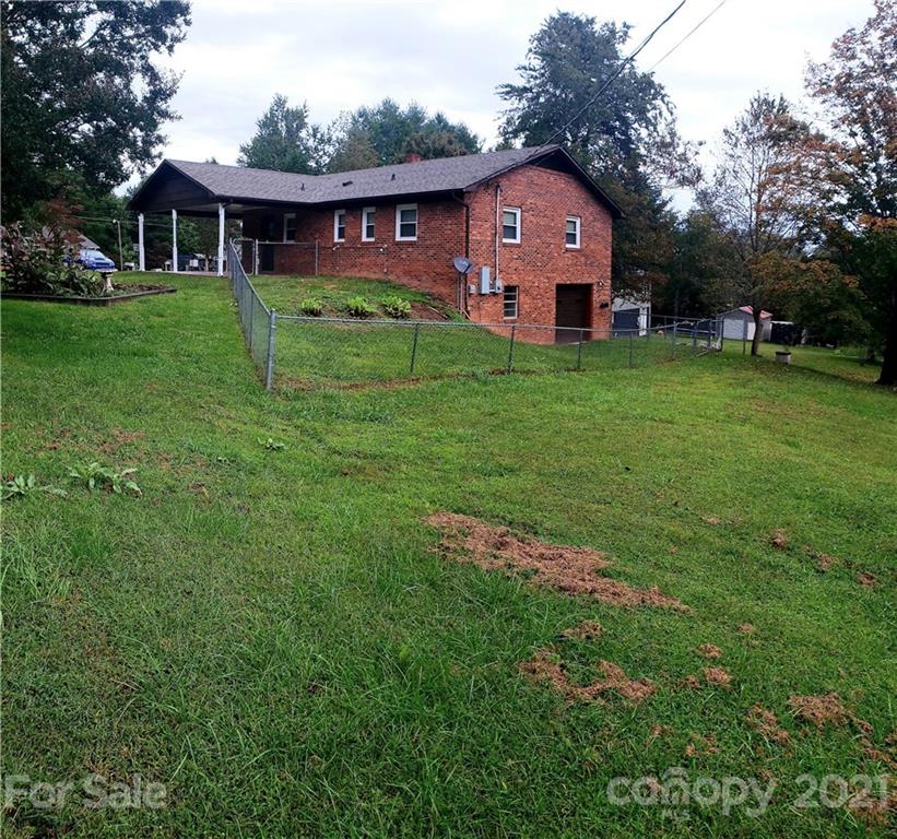 301 Mc Kinney Road Marion, NC 28752 - Photo 1 of 23 Gallery Image 1