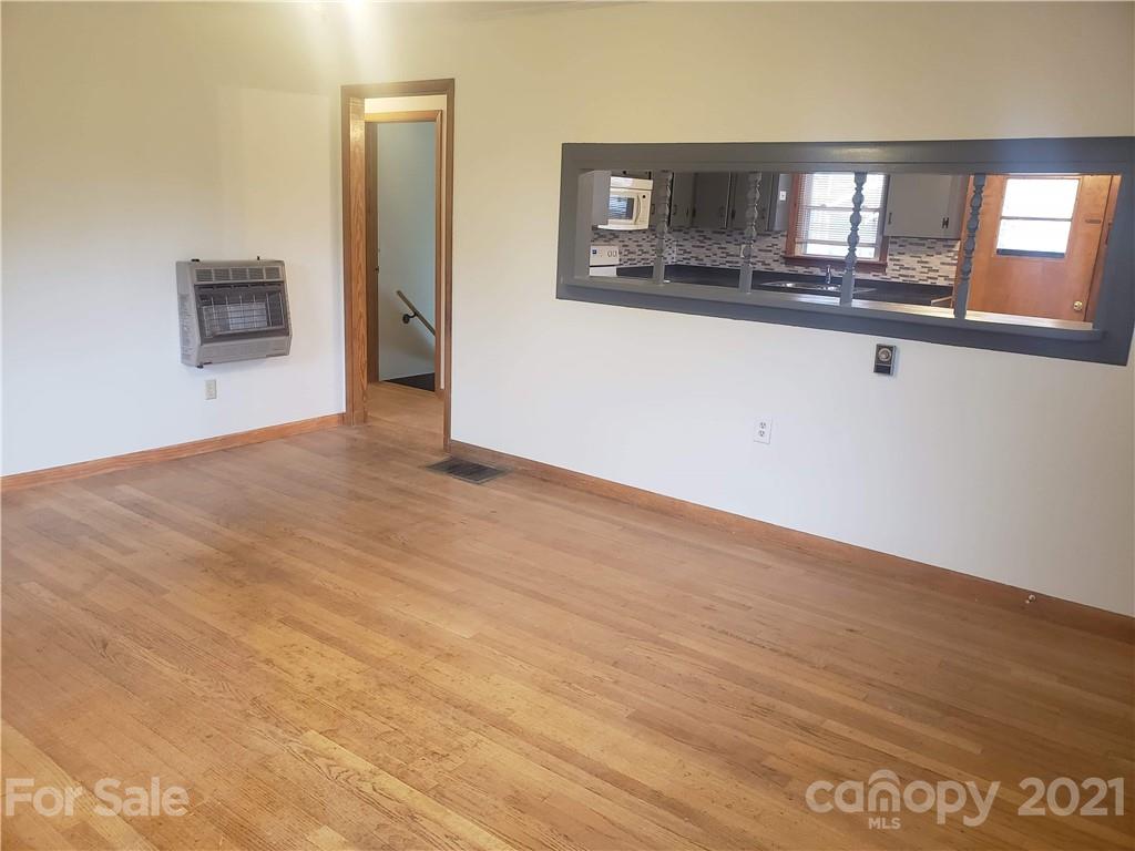 301 Mc Kinney Road Marion, NC 28752 - Photo 11 of 23 Gallery Image 11