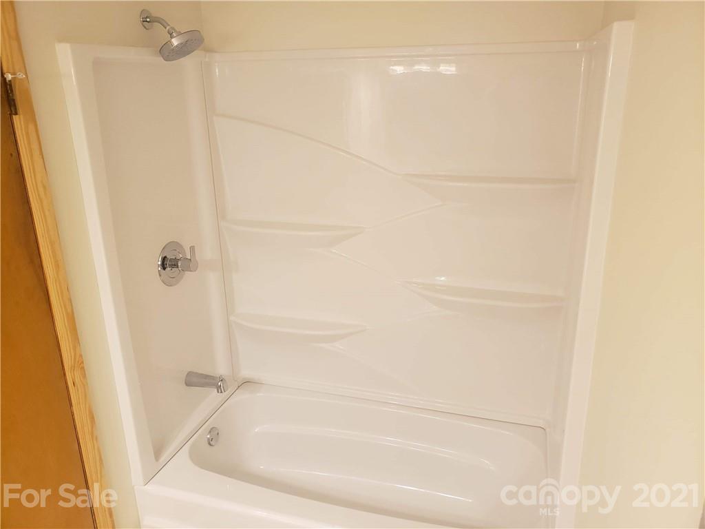 301 Mc Kinney Road Marion, NC 28752 - Photo 15 of 23 Gallery Image 15