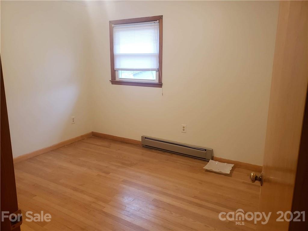301 Mc Kinney Road Marion, NC 28752 - Photo 19 of 23 Gallery Image 19