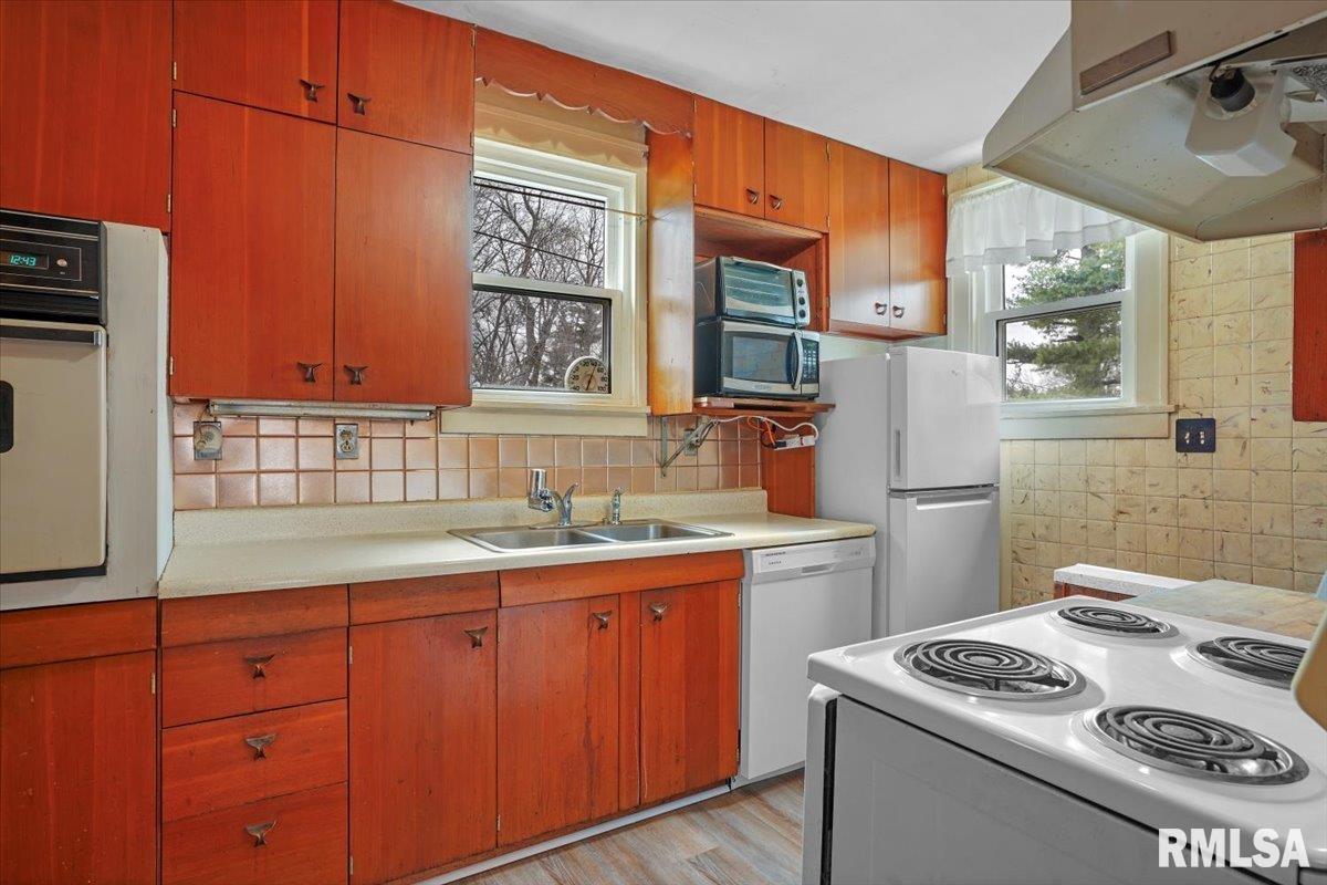 3252 South 4th Street Springfield, IL 62703 - Photo 8 of 27