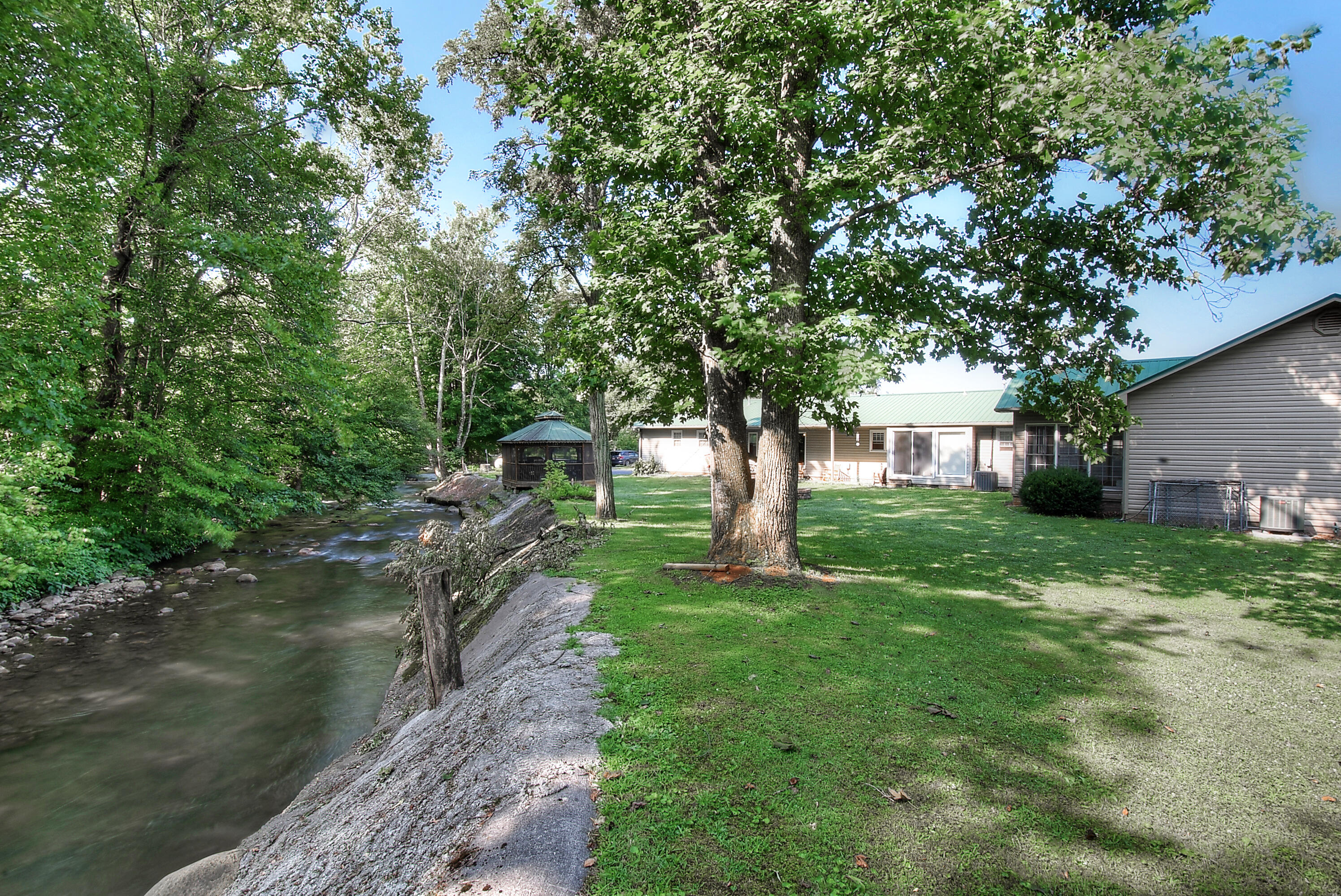 348 Price Road Elizabethton, TN 37643 - Photo 41 of 41 348 Price Road Elizabethton TN 37643 (41
