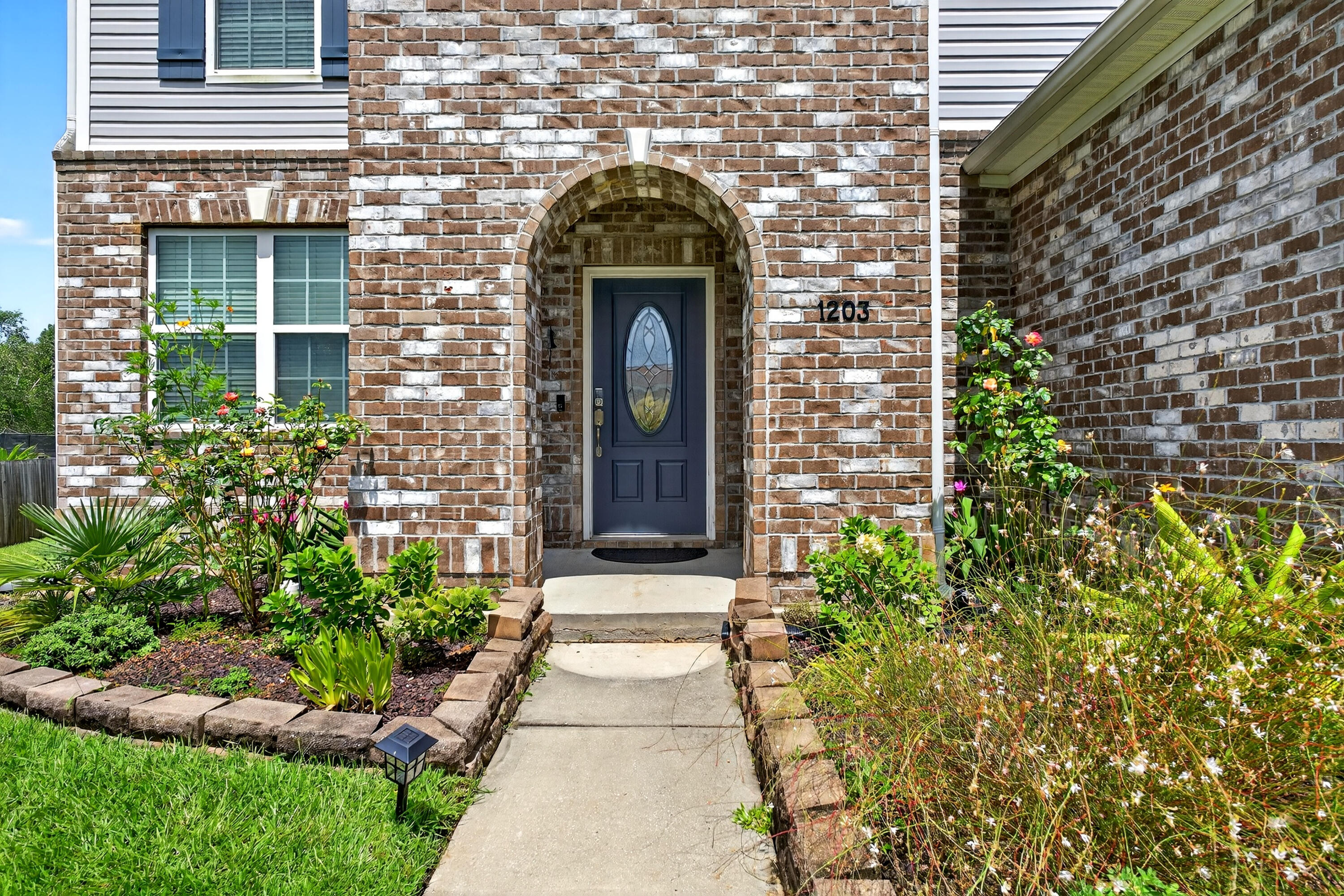 1203 Saffron Lane Hanahan, SC 29410 - Photo 3 of 57 05-DSC01115
