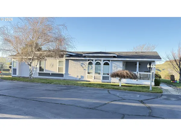 $435,000 | 1105 Columbia View Drive, Arlington, OR 97812