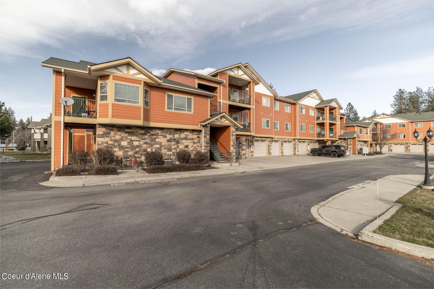 6850 North Spurwing Loop Unit 201