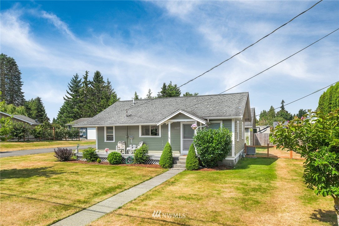 8589 Bender Road Lynden, WA 98264 - Photo 1 of 24 Gallery Image 1