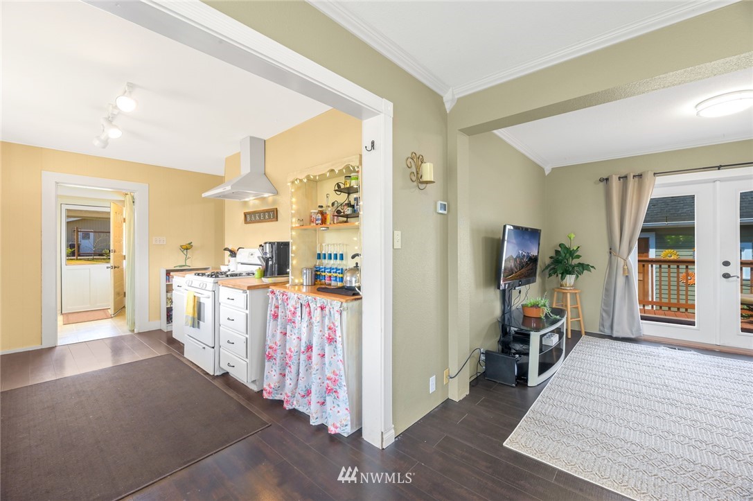8589 Bender Road Lynden, WA 98264 - Photo 12 of 24 Gallery Image 12