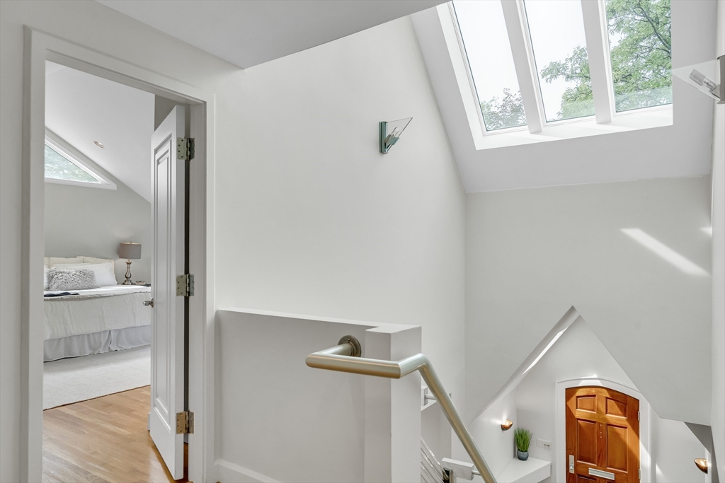 28 Laudholm Road Newton, MA 02458 - Photo 14 of 34 Gallery Image 14