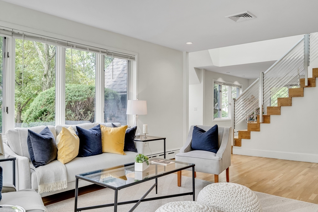28 Laudholm Road Newton, MA 02458 - Photo 3 of 34 Gallery Image 3