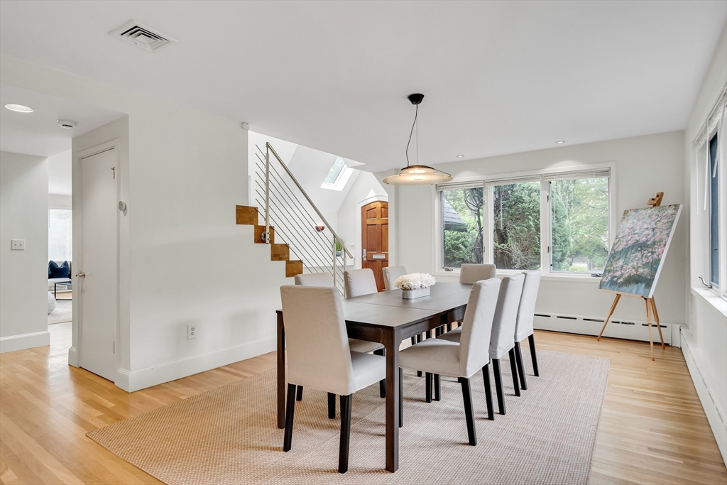 28 Laudholm Road Newton, MA 02458 - Photo 6 of 34 Gallery Image 6