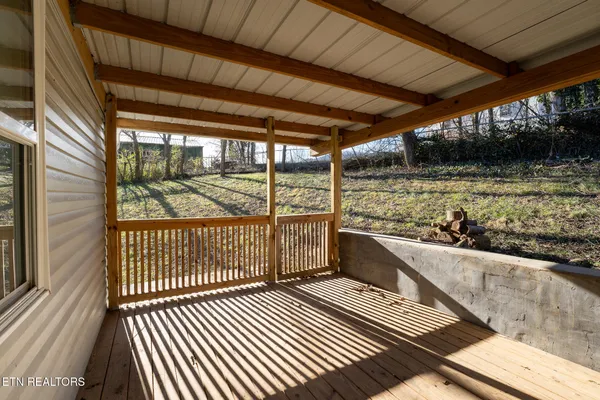 $250,000 | 205 North 12th Street, La Follette, TN 37766