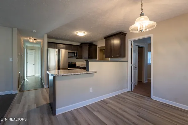 $250,000 | 205 North 12th Street, La Follette, TN 37766