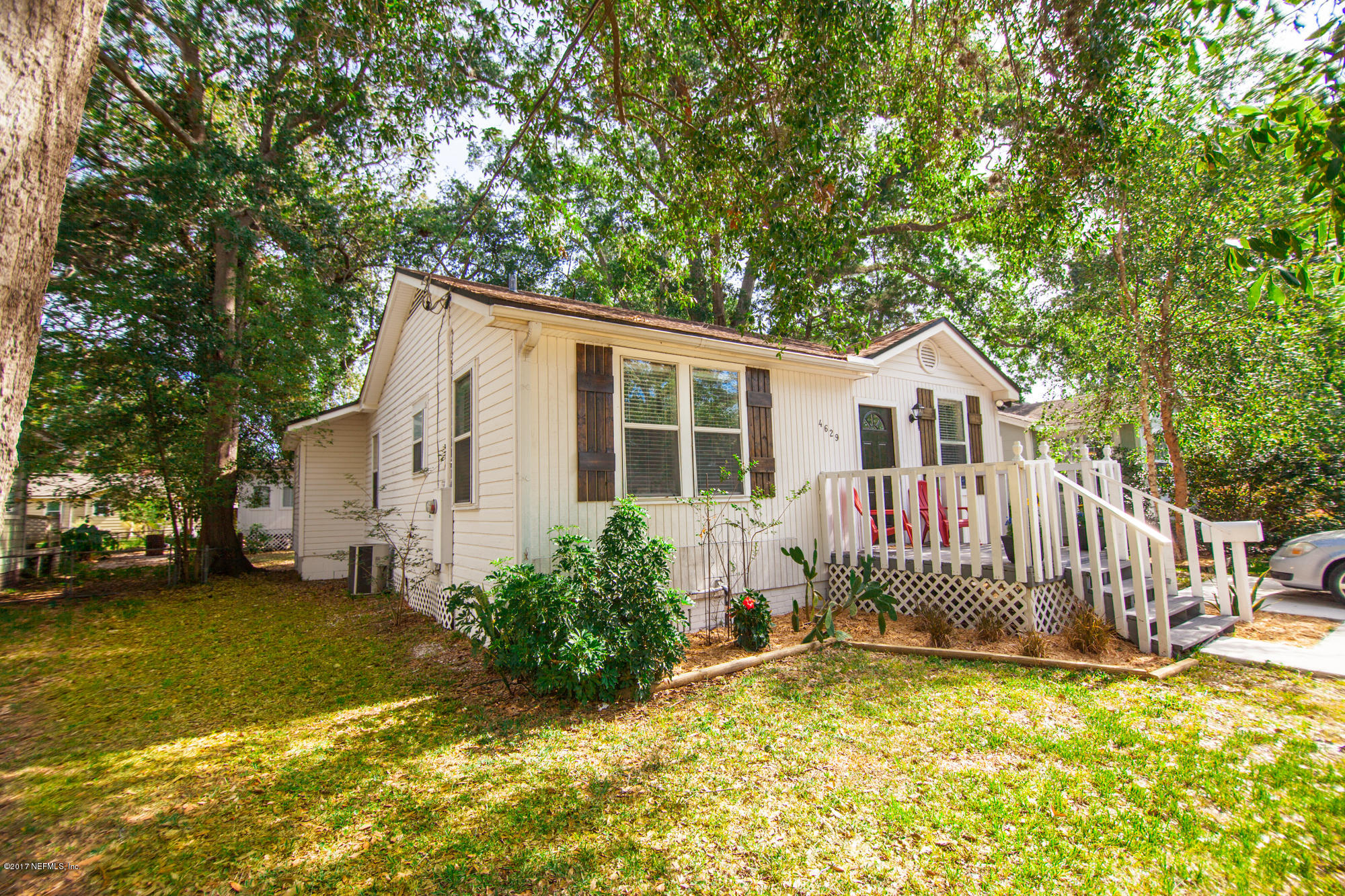 4629 Manchester Road Jacksonville, FL 32210 - Photo 3 of 48 Kim Alexis Studios, LLC-0415