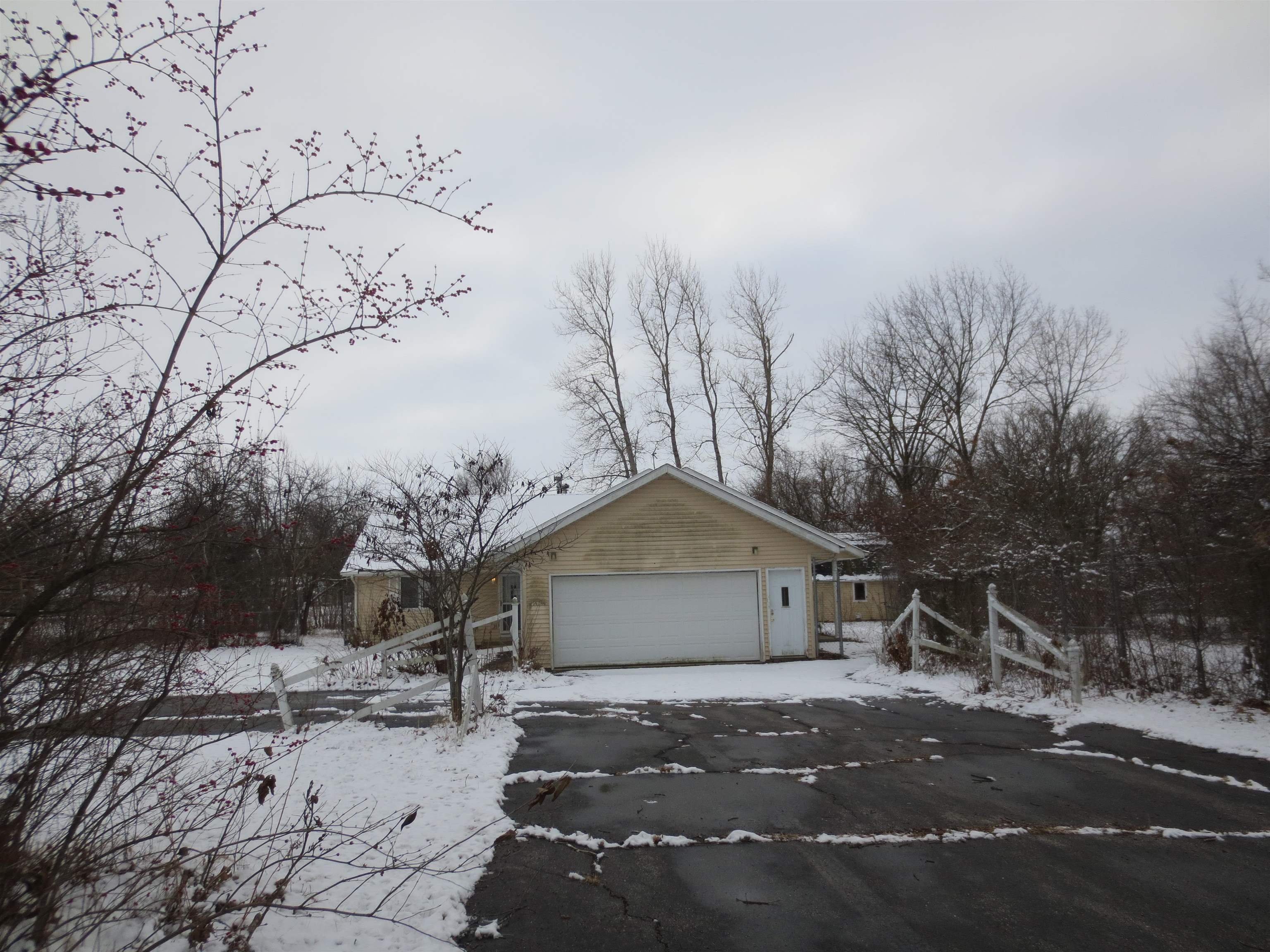 5674 Fitzgerald Road Rockford, IL 61102 - Photo 2 of 20 Gallery Image 2