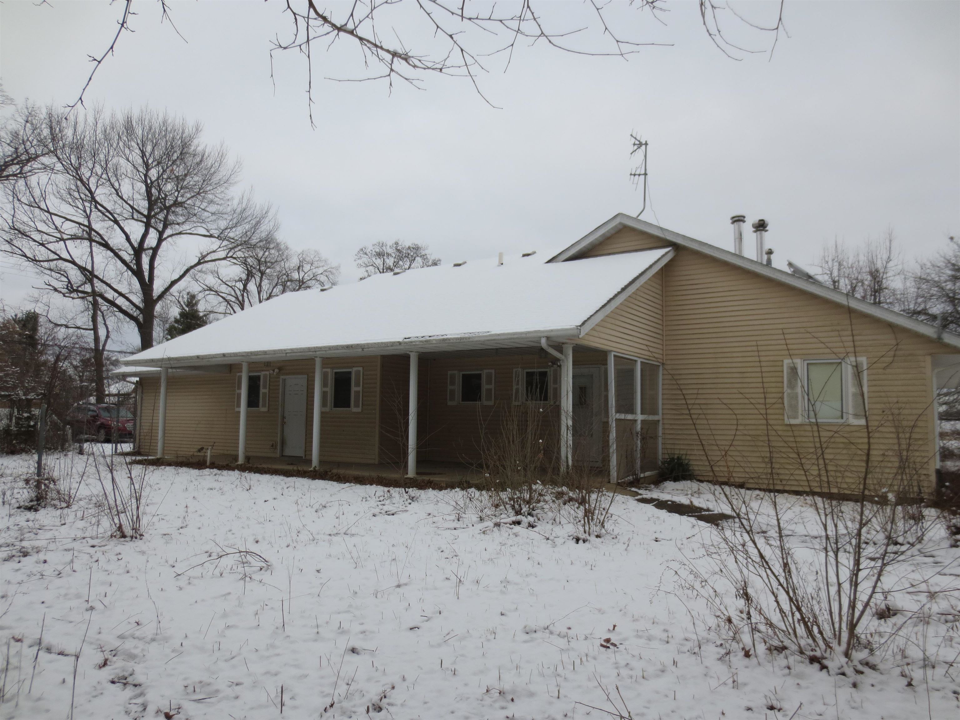 5674 Fitzgerald Road Rockford, IL 61102 - Photo 5 of 20 Gallery Image 5