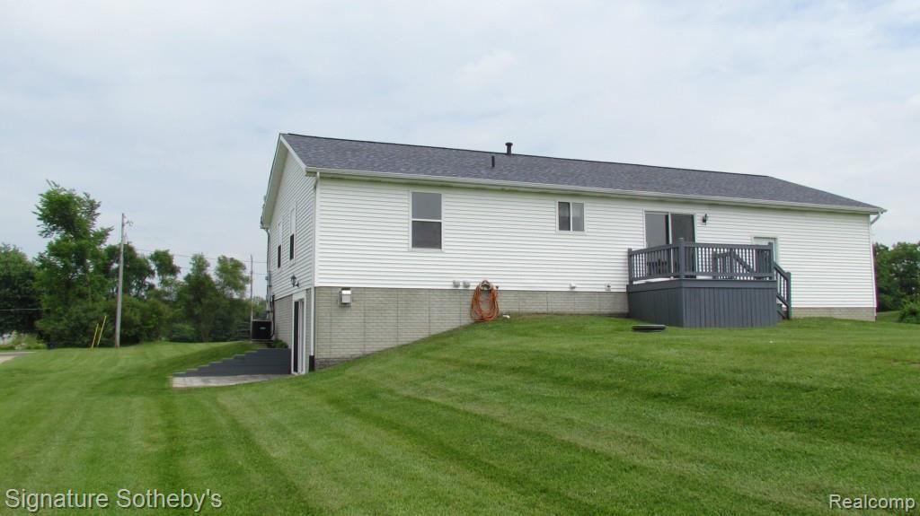 10232 Sharp Road Swartz Creek, MI 48473 - Photo 24 of 30 IMG_5662.jpg