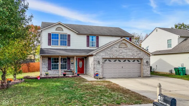 $350,000 | 950 Weeping Way Lane, Avon, IN 46123