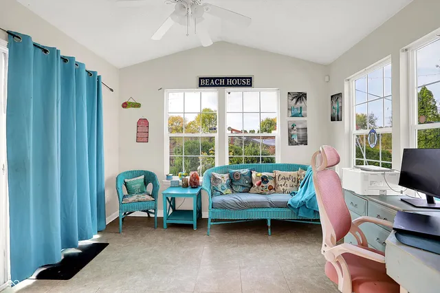 $350,000 | 950 Weeping Way Lane, Avon, IN 46123