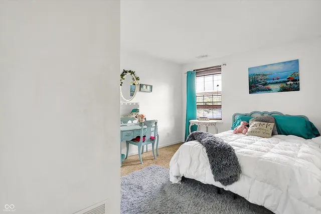 $350,000 | 950 Weeping Way Lane, Avon, IN 46123