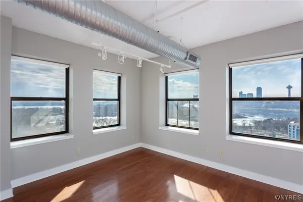 $305,000 | 222 1st Street, Unit 1101, Niagara Falls, NY 14303