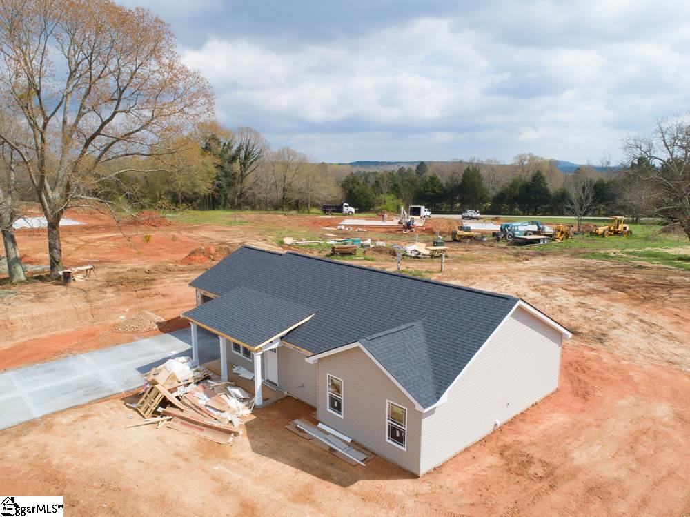 26 Patsy Drive Gray Court, SC 29645 - Photo 8 of 22