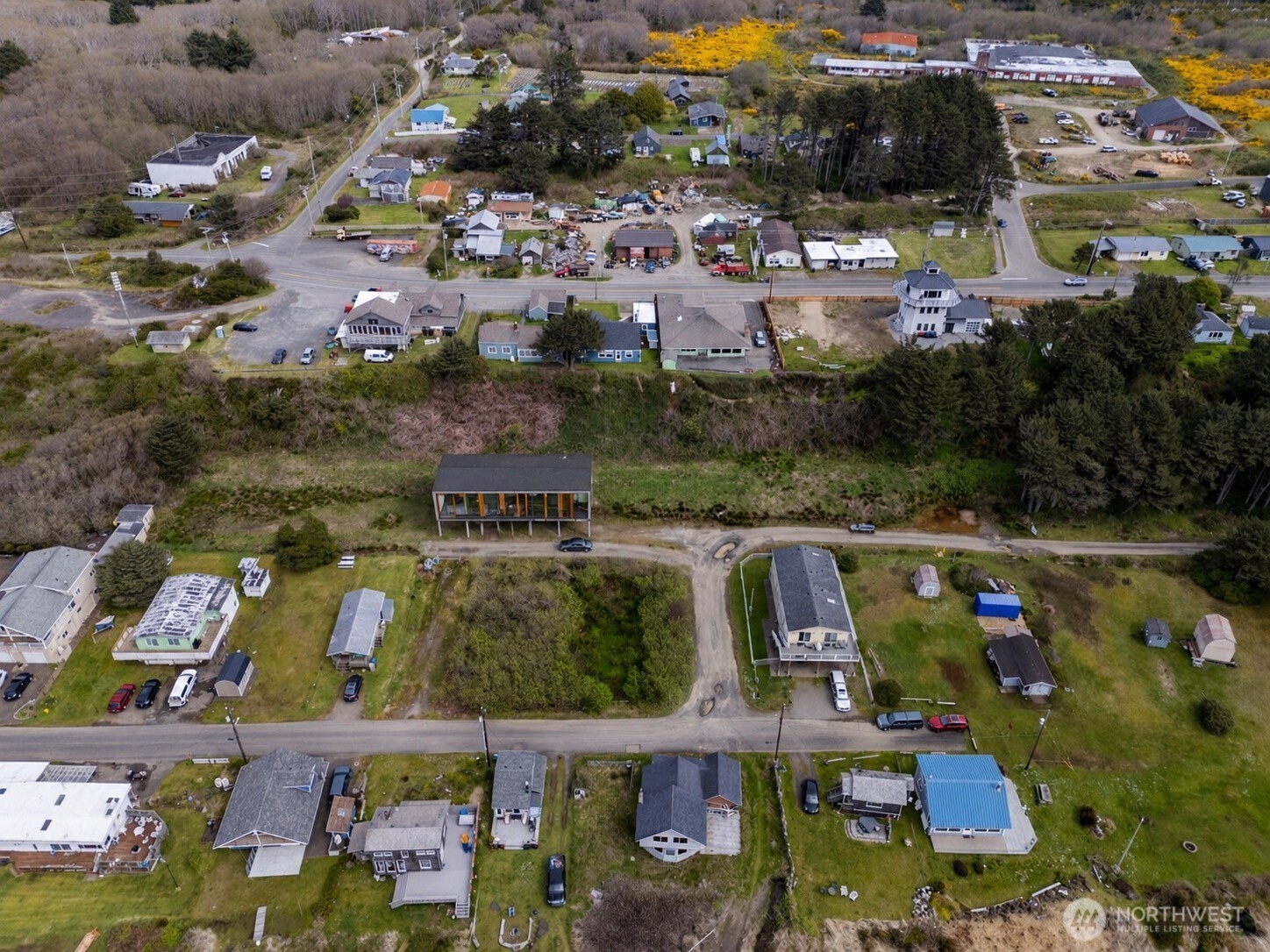 4784 Beach Lane Moclips, WA 98562 - Photo 9 of 10 an aerial view of multiple house