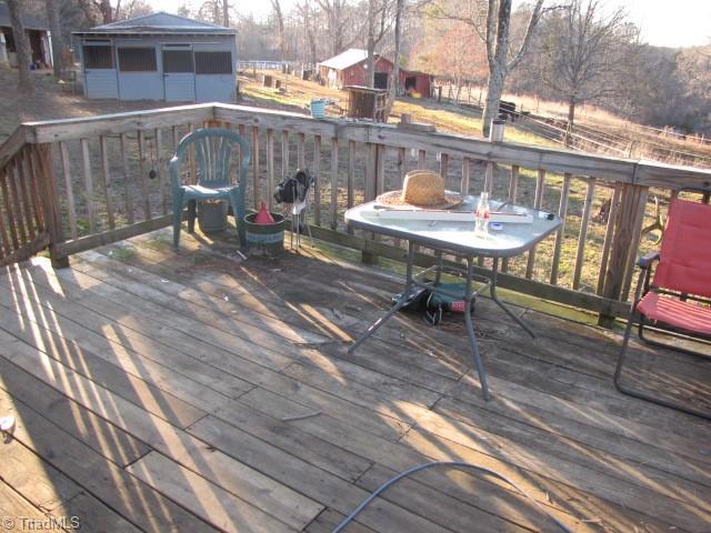 830 Beck Road Eden, NC 27288 - Photo 38 of 38 Deck