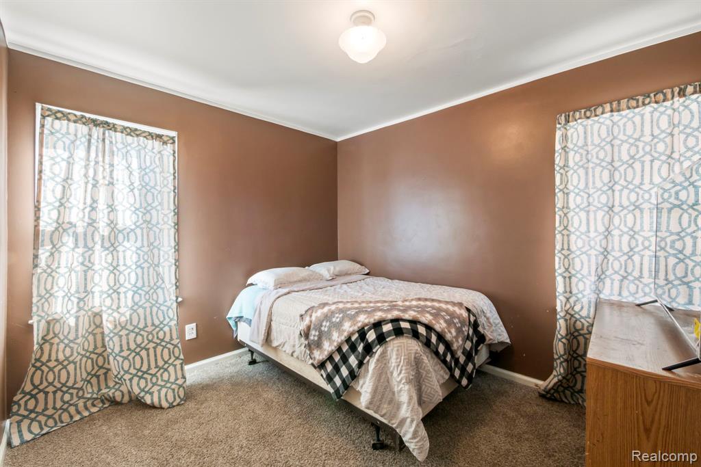 7739 Rosedale Boulevard Allen Park, MI 48101 - Photo 18 of 28
