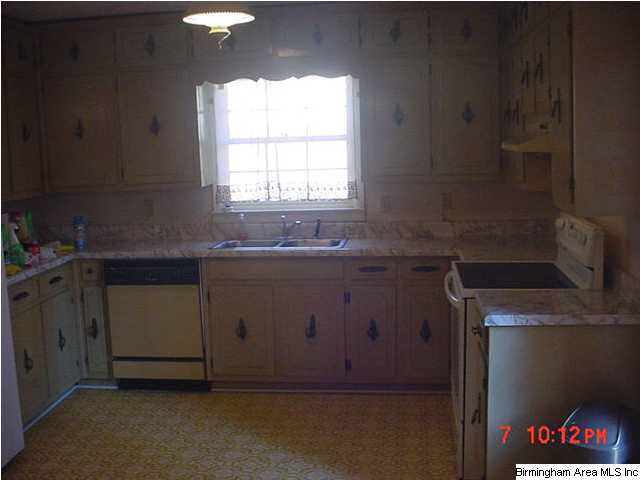 6201 Gunter Street Anniston, AL 36206 - Photo 3 of 27