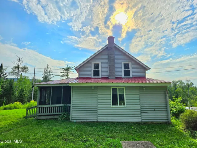 $54,900 | 5524 State Route 374, Chateaugay, NY 12920