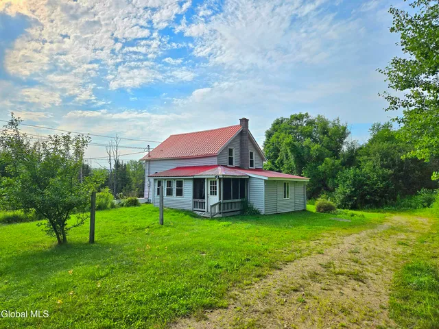 $54,900 | 5524 State Route 374, Chateaugay, NY 12920