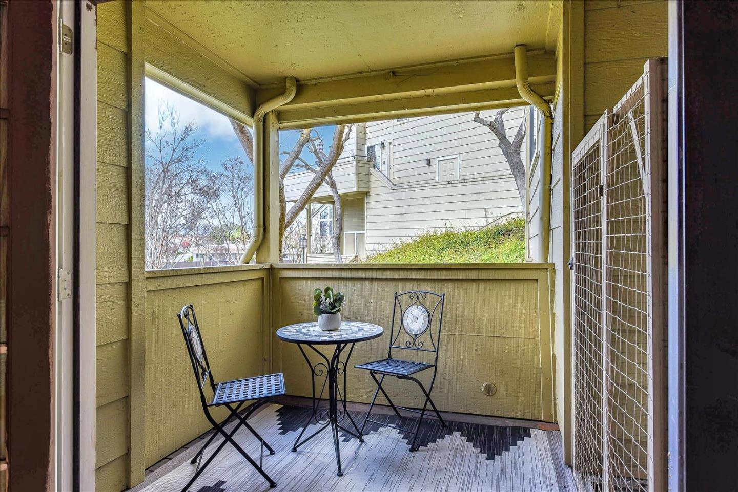 3120 Heather Ridge Drive San Jose, CA 95136 - Photo 24 of 25 a view of a chairs and table in kitchen