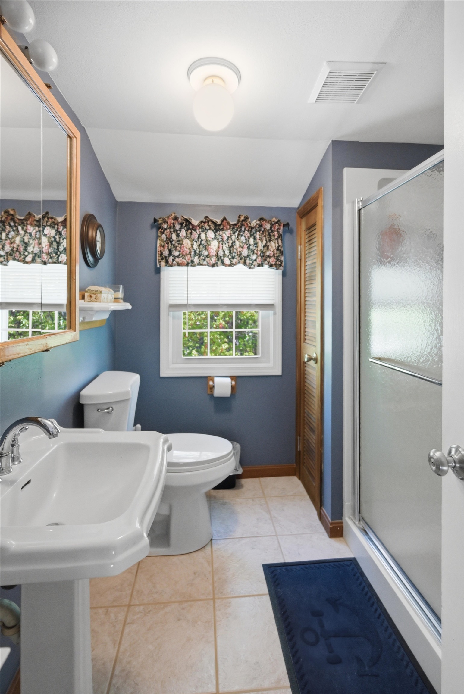 84 Woodridge Road Hampstead, NH 03826 - Photo 29 of 49