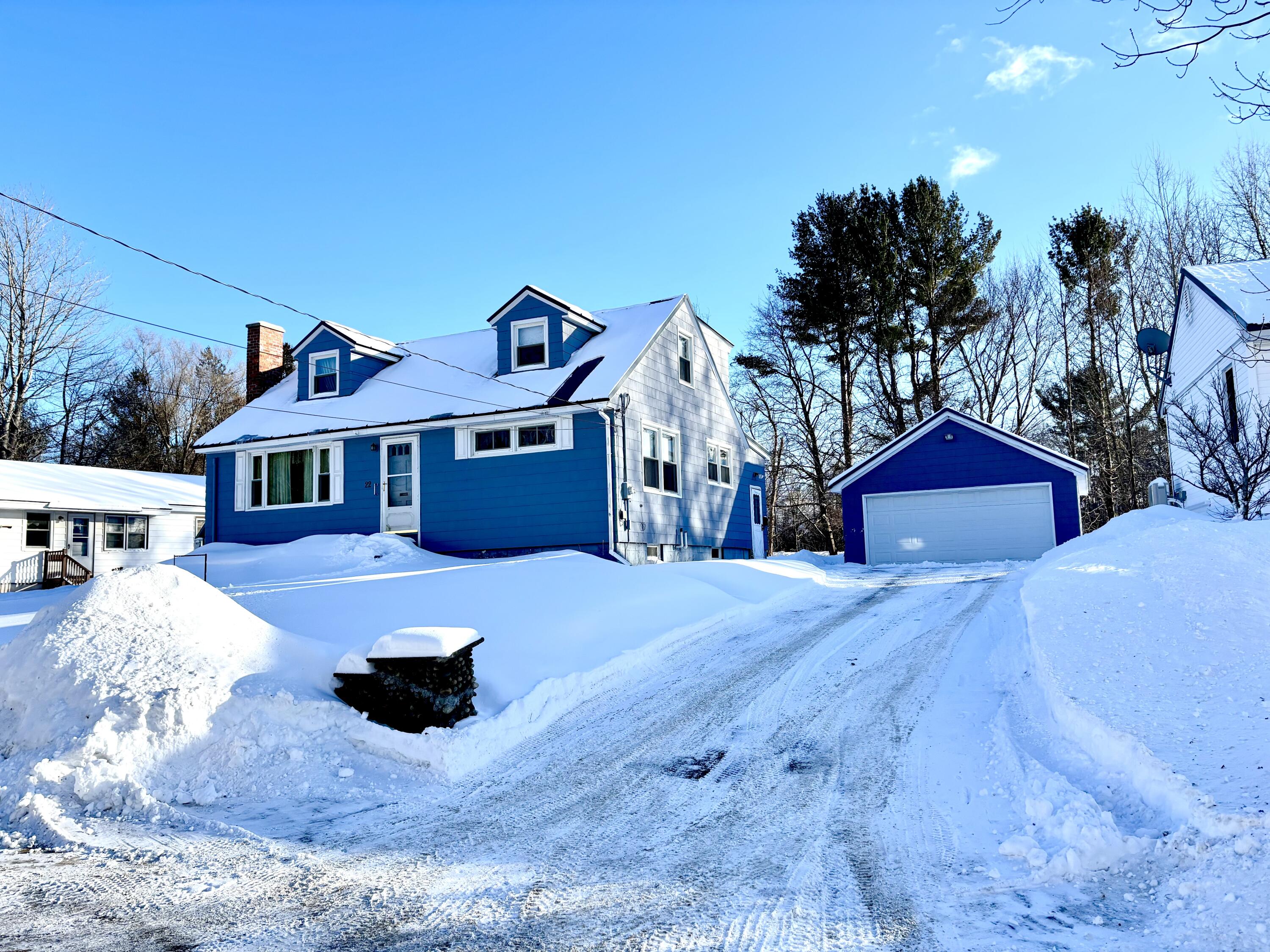 22 Colony Place Millinocket, ME 04462 - Photo 1 of 39 IMG_5229