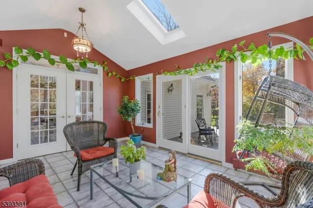 $1,395,000 | 19 Robin Road, Warren, NJ 07059