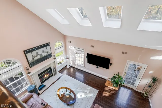 $1,395,000 | 19 Robin Road, Warren, NJ 07059