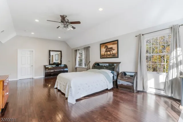 $1,395,000 | 19 Robin Road, Warren, NJ 07059