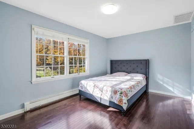 $1,395,000 | 19 Robin Road, Warren, NJ 07059