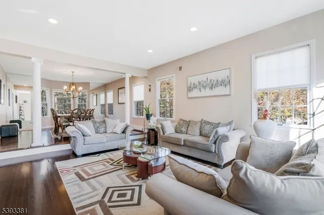 $1,395,000 | 19 Robin Road, Warren, NJ 07059