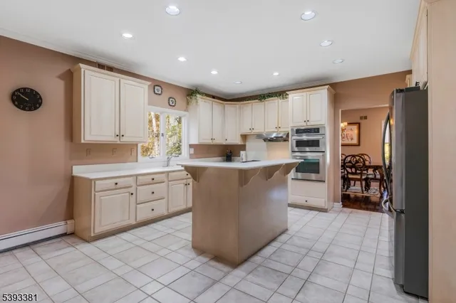 $1,395,000 | 19 Robin Road, Warren, NJ 07059