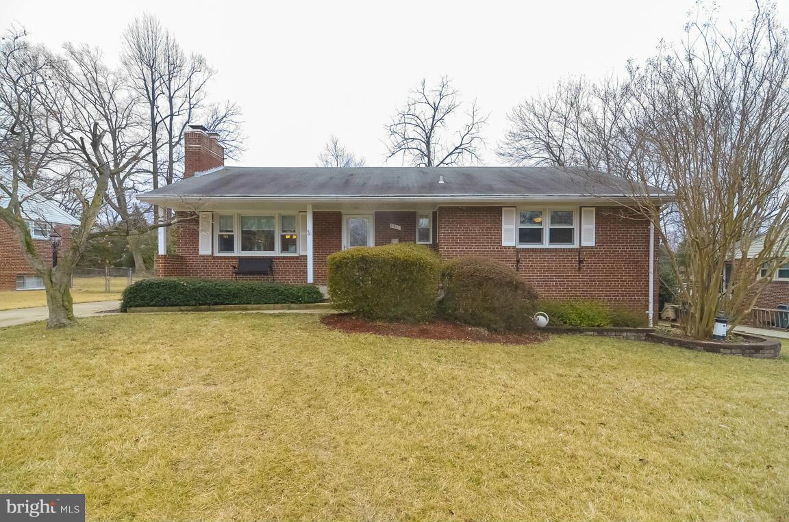 7511 Gresham Street Springfield, VA 22151 - Photo 1 of 30 Exterior (Front)