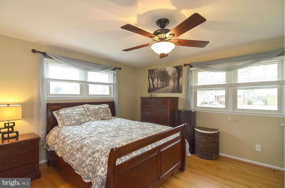 7511 Gresham Street Springfield, VA 22151 - Photo 11 of 30 Bedroom (Master)