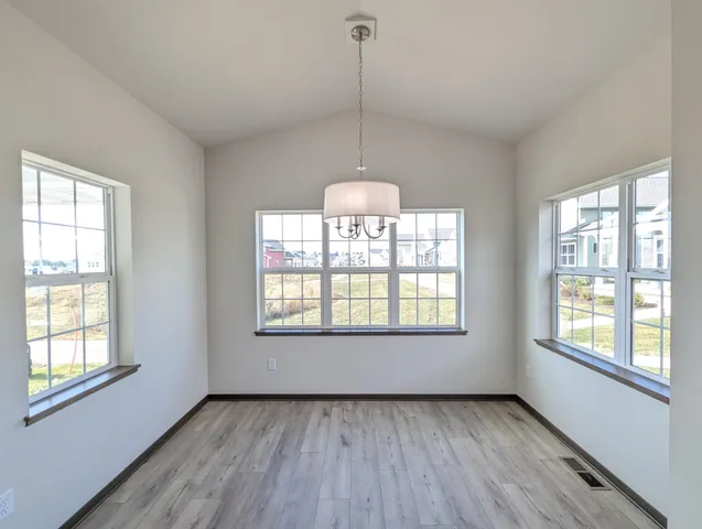 $464,900 | 36 Windflower Way, Mount Horeb, WI 53572