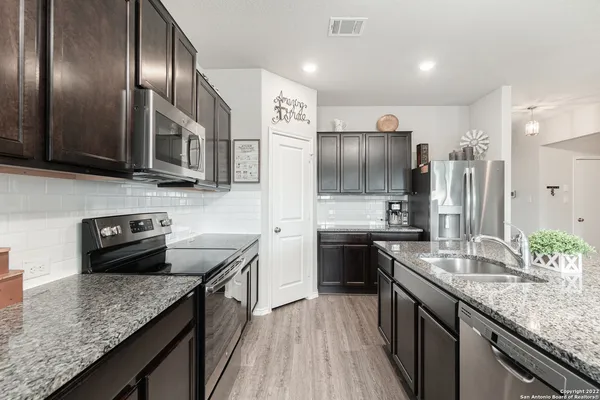 $3,500 | 5862 Hopper Court, New Braunfels, TX 78132