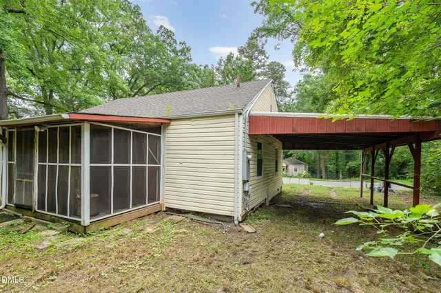 $230,000 | 1401 Robinhood Road, Durham, NC 27701