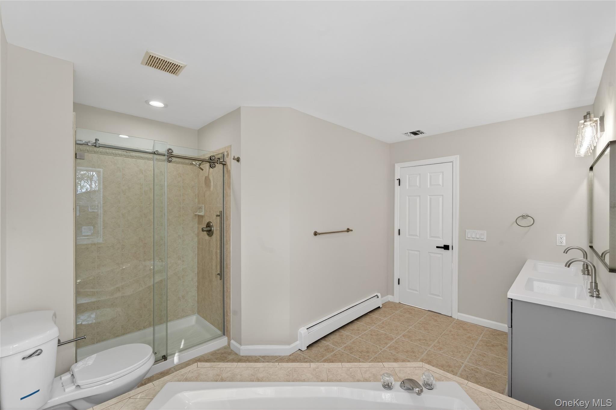 36 South Cozine Road Center Moriches, NY 11934 - Photo 19 of 33