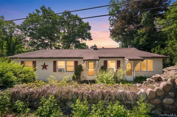 $339,000 | 156 Lake Shore Drive, Pine Bush, NY 12566