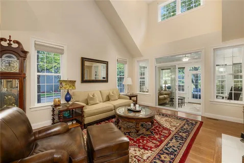 $580,000 | 315 Old River Road, Unit 6, Lincoln, RI 02838